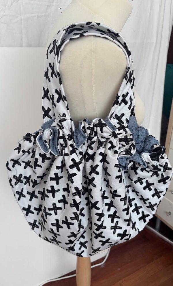 Wit / Blauwe 2-in-1 Zwemtas - Omkleedmat met zwarte print