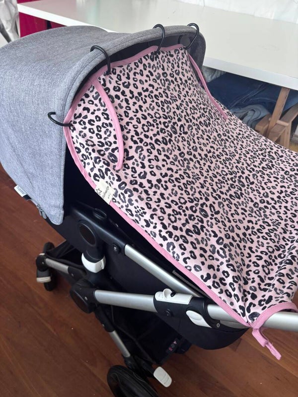 Roze panterprint zonnedoek