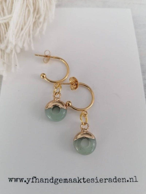 Oorbellen met natuursteen hanger groen