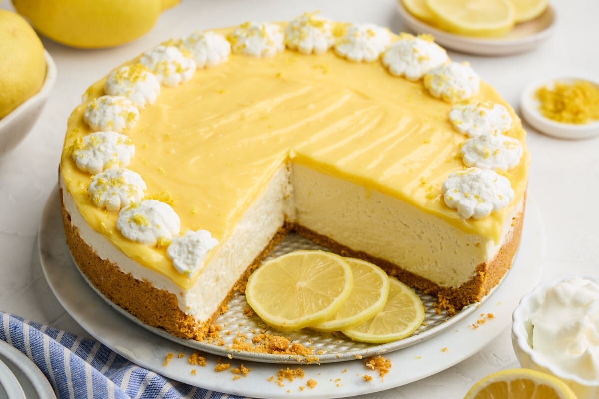 Lemon 9 Inch Cheesecake