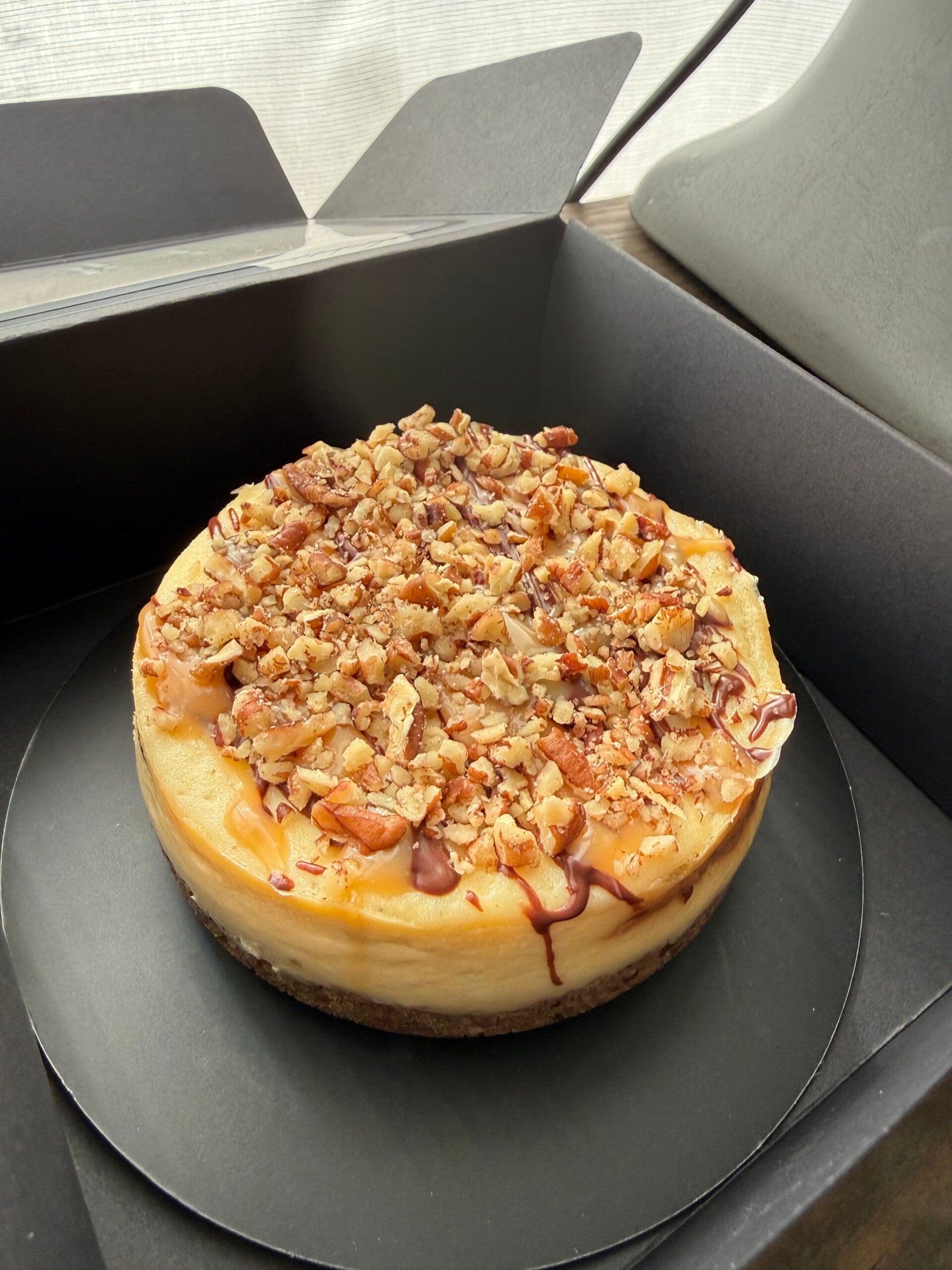 Turtle 4 Inch Cheesecake