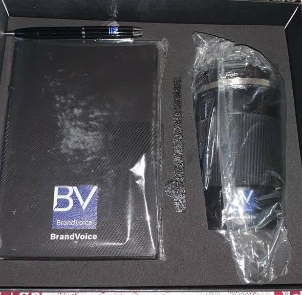 Ensemble agenda-stylo-tasse isotherme pour cafe