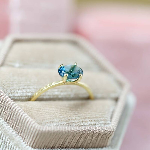 verlovingsring topaas