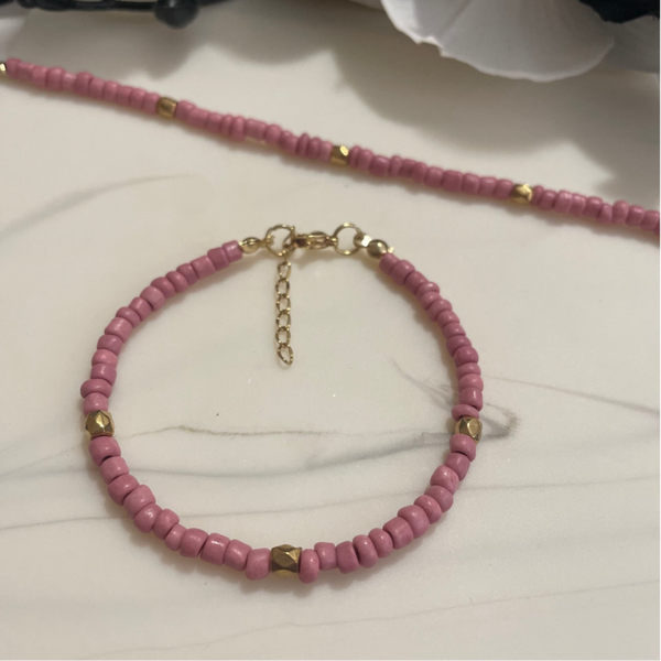 Echo Pink Stone Bracelet l Golden