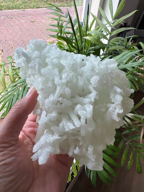 Prehniet Ruw – Zacht Aqua Groen | Edelsteen uit India ±15 cm
