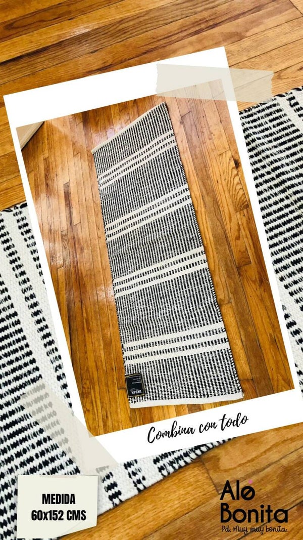 Tapete con Punteo negro