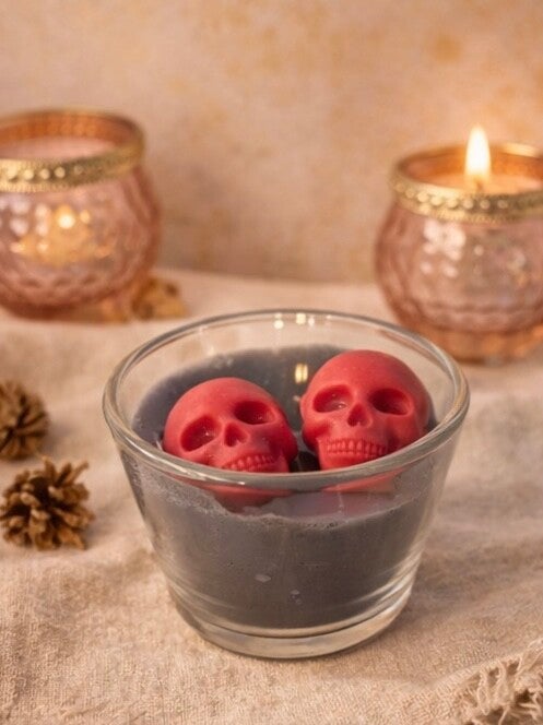 Skull in Glass