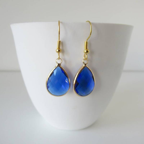 Goudkleurige blauwe oorbellen (nr. 651)