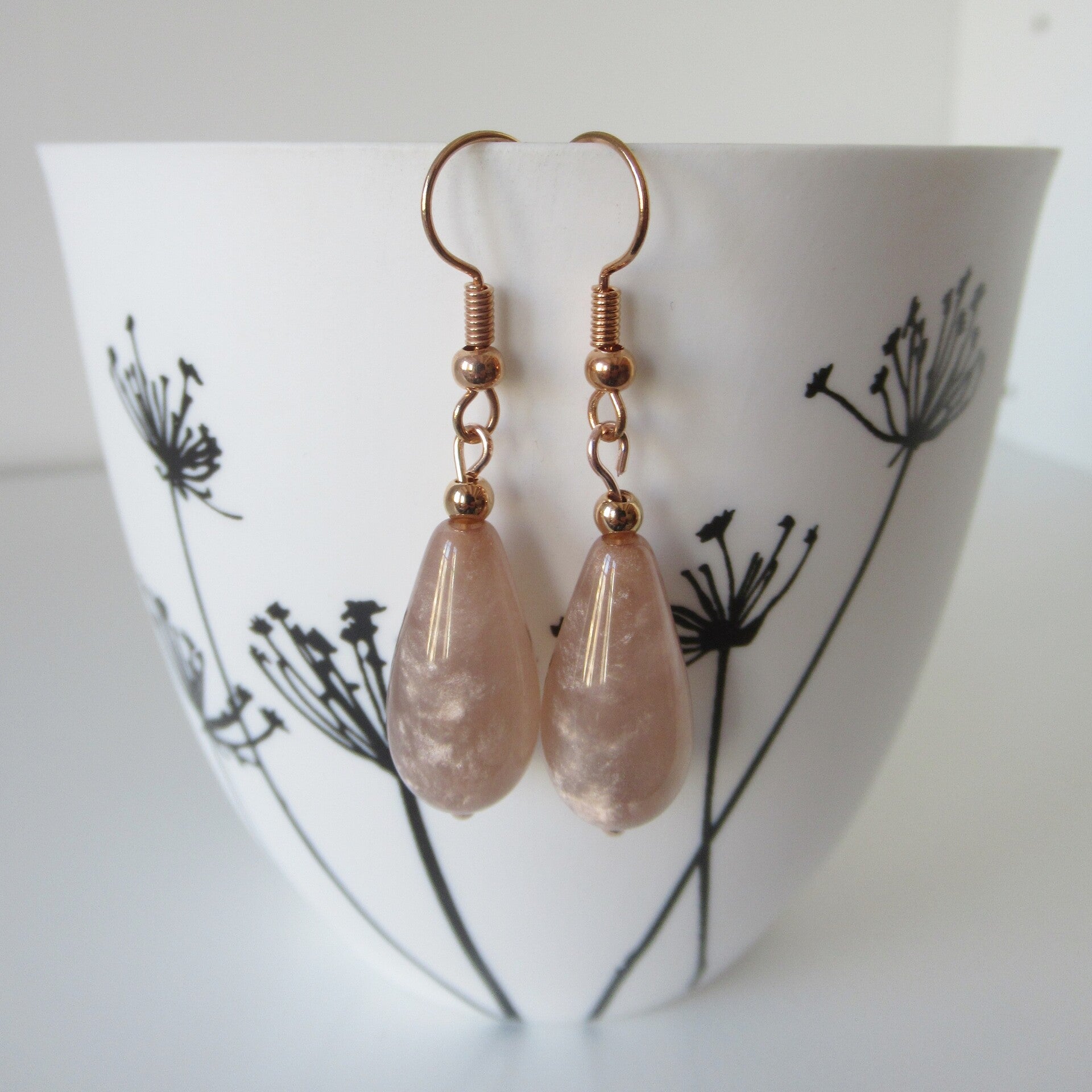 Rosékleurige polmo brown oorbellen (nr 668)