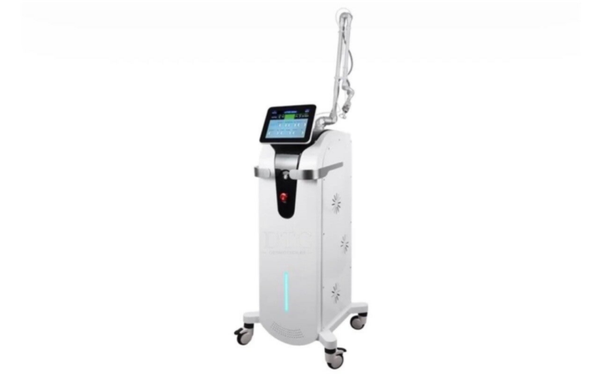 Laser CO2 fractionné
