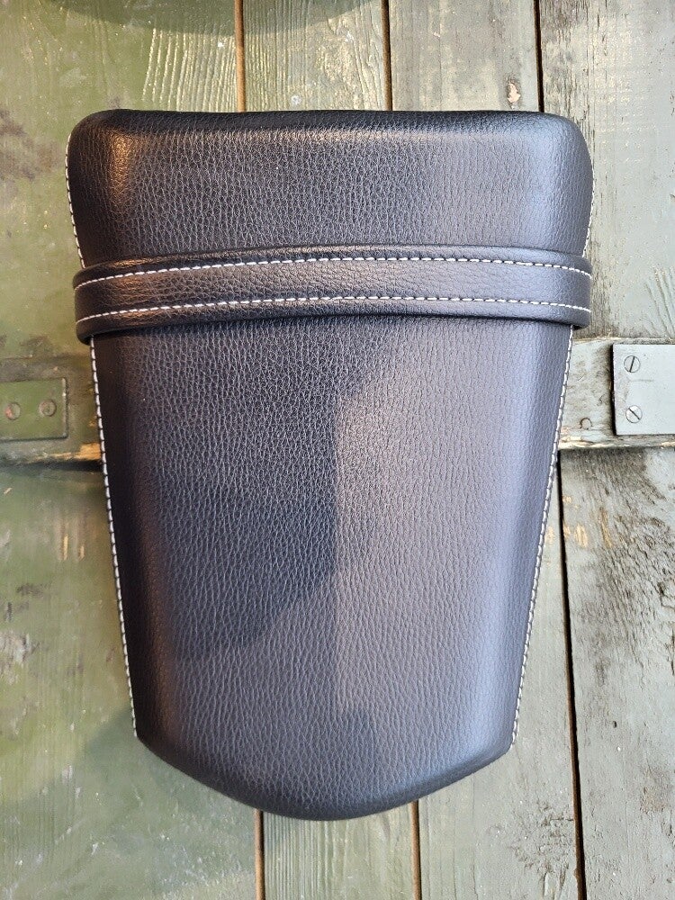 Passagierszitje Royal Enfield Super Meteor 650