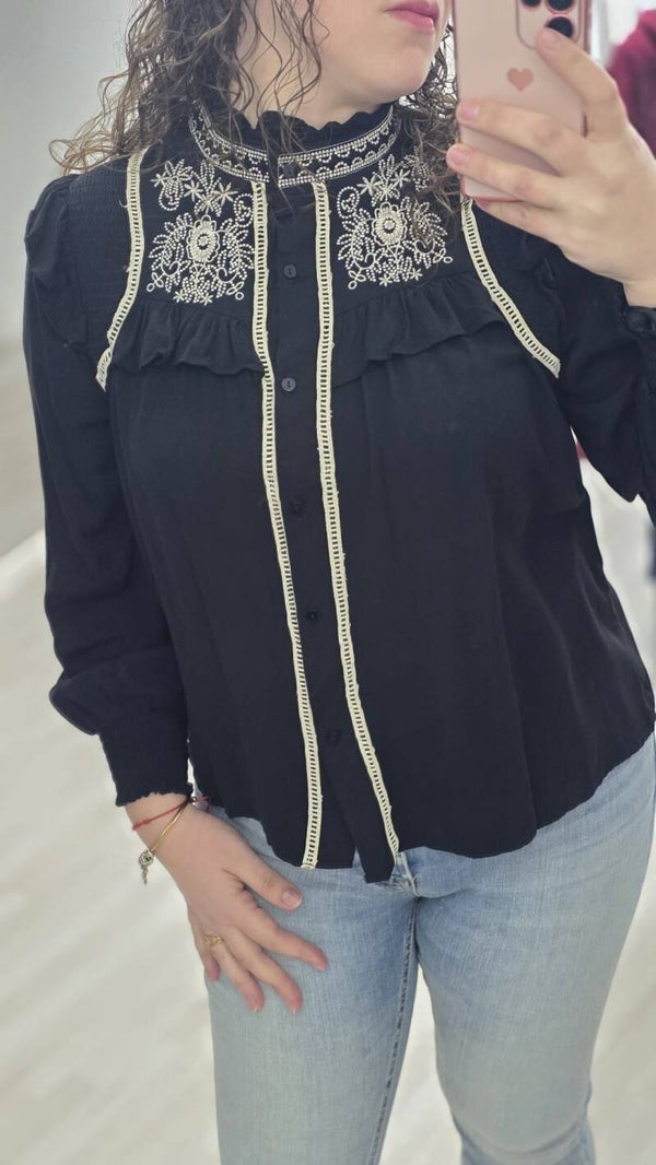 Camisa bordada - 36/44
