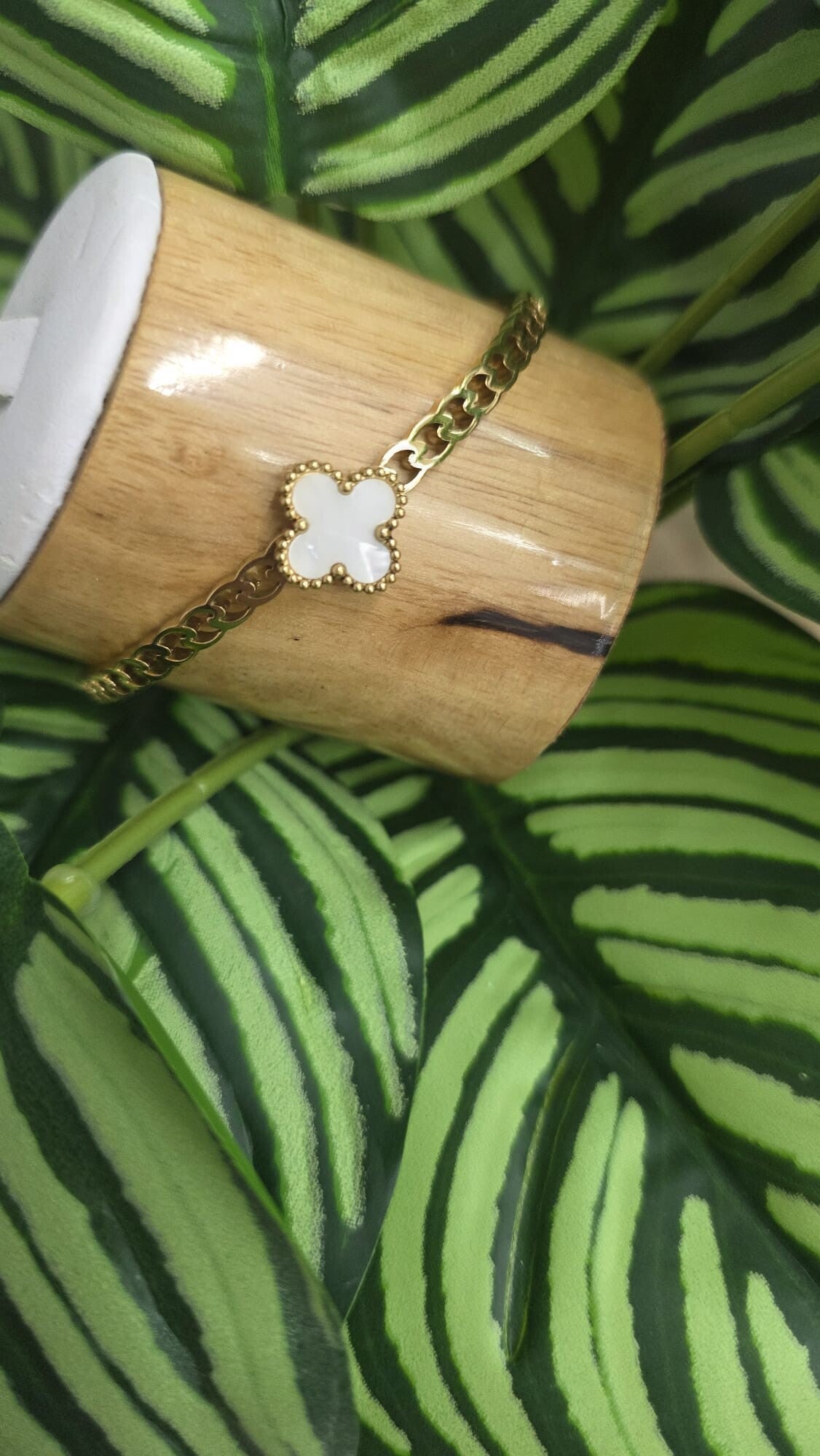 Brazalete acero inspiración LV