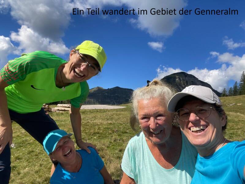 04-ein-teil-wandert-im-gebiet-der-genneralm-standard-b6vbh9.jpg