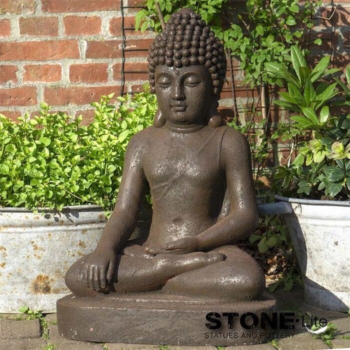 Boeddha zittend roest
