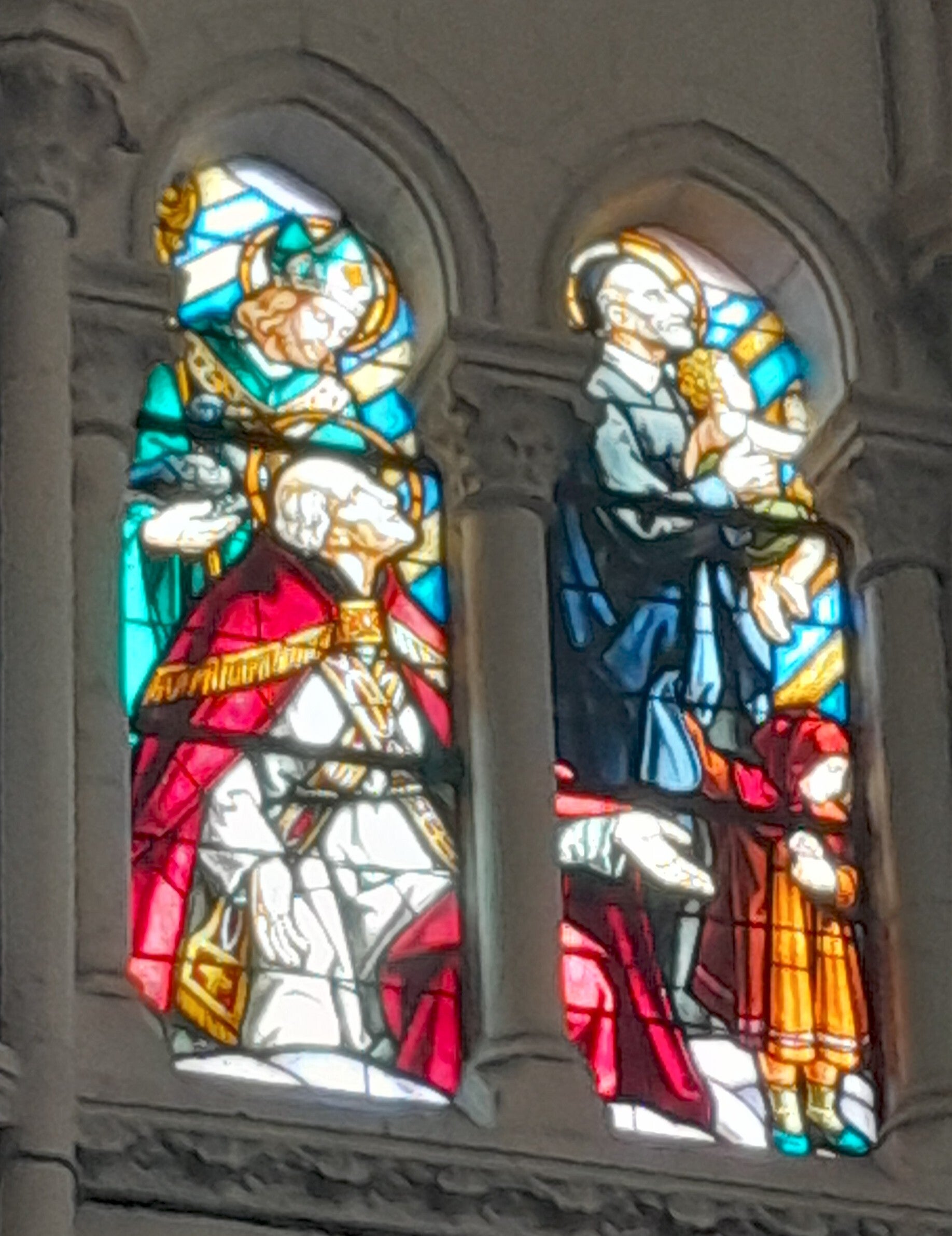 Dieu parle à mon coeur - Le Sanctuaire Notre Dame du Bout du Pont, refuge de la Mère et l'enfant - Pau - vitrail du choeur