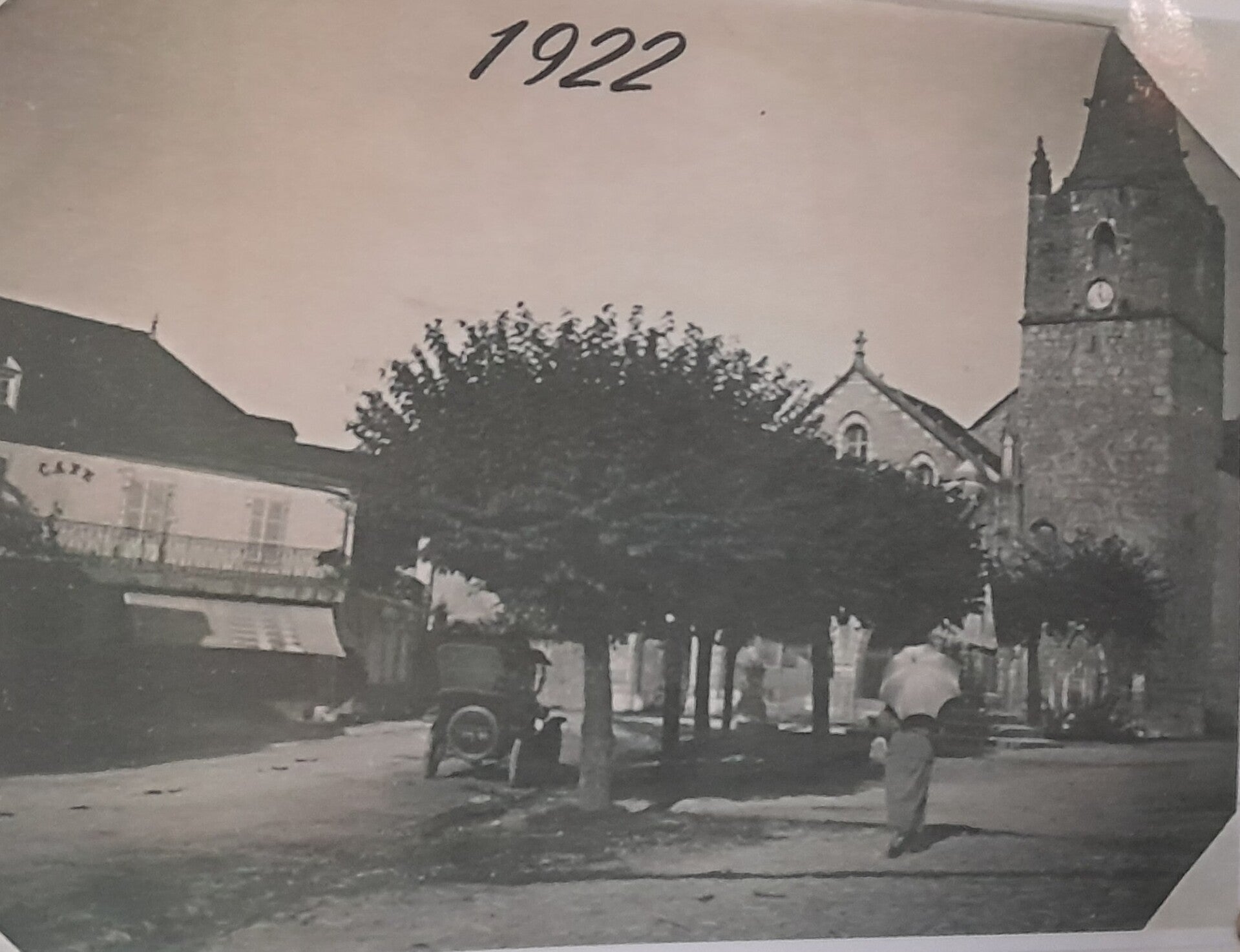 Dieu parle à mon coeur - Eglise saint martin de louvie-juzon dans les pyrénées atlantiques - Au fil du temps 