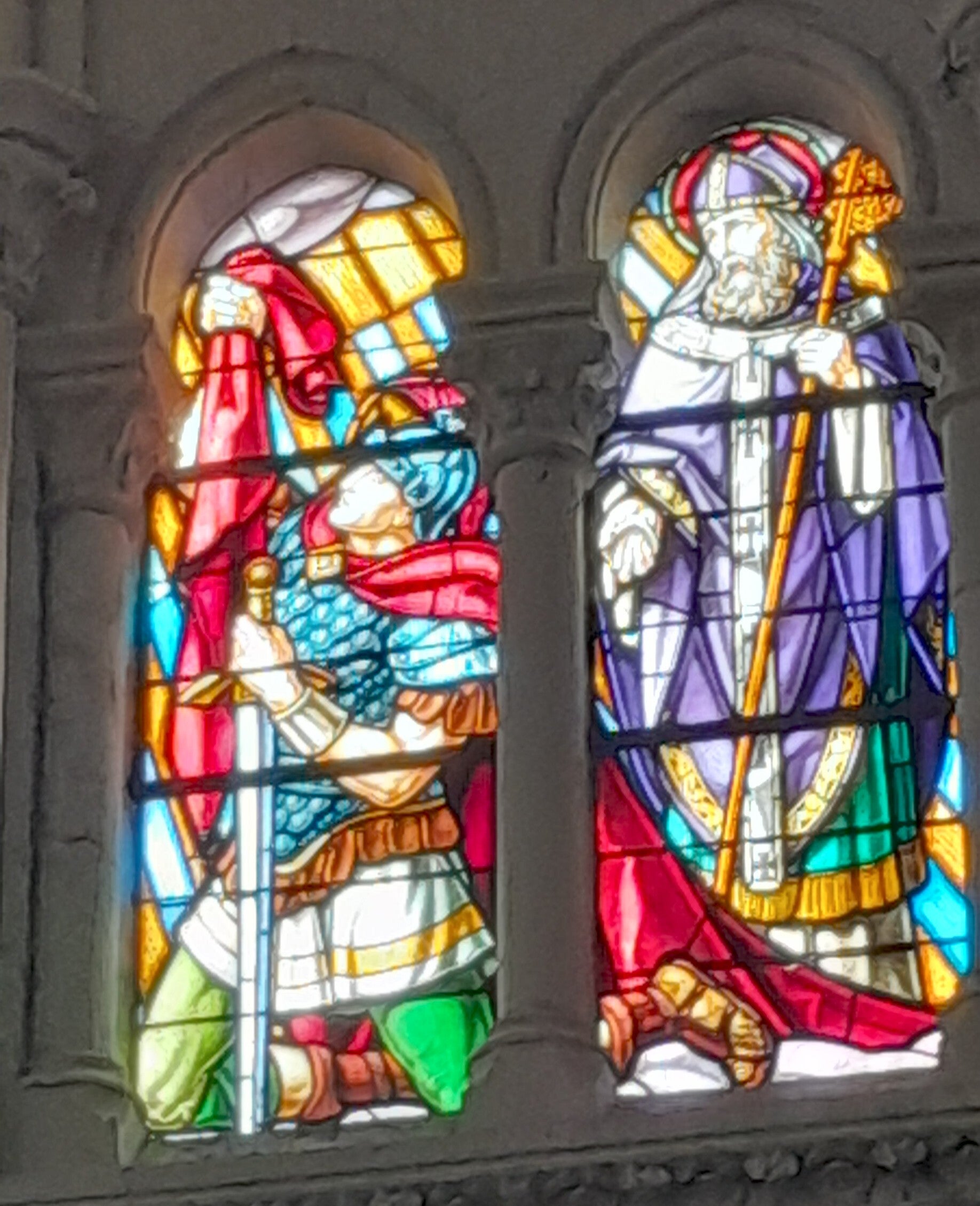 Dieu parle à mon coeur - Le Sanctuaire Notre Dame du Bout du Pont, refuge de la Mère et l'enfant - Pau - vitrail du choeur