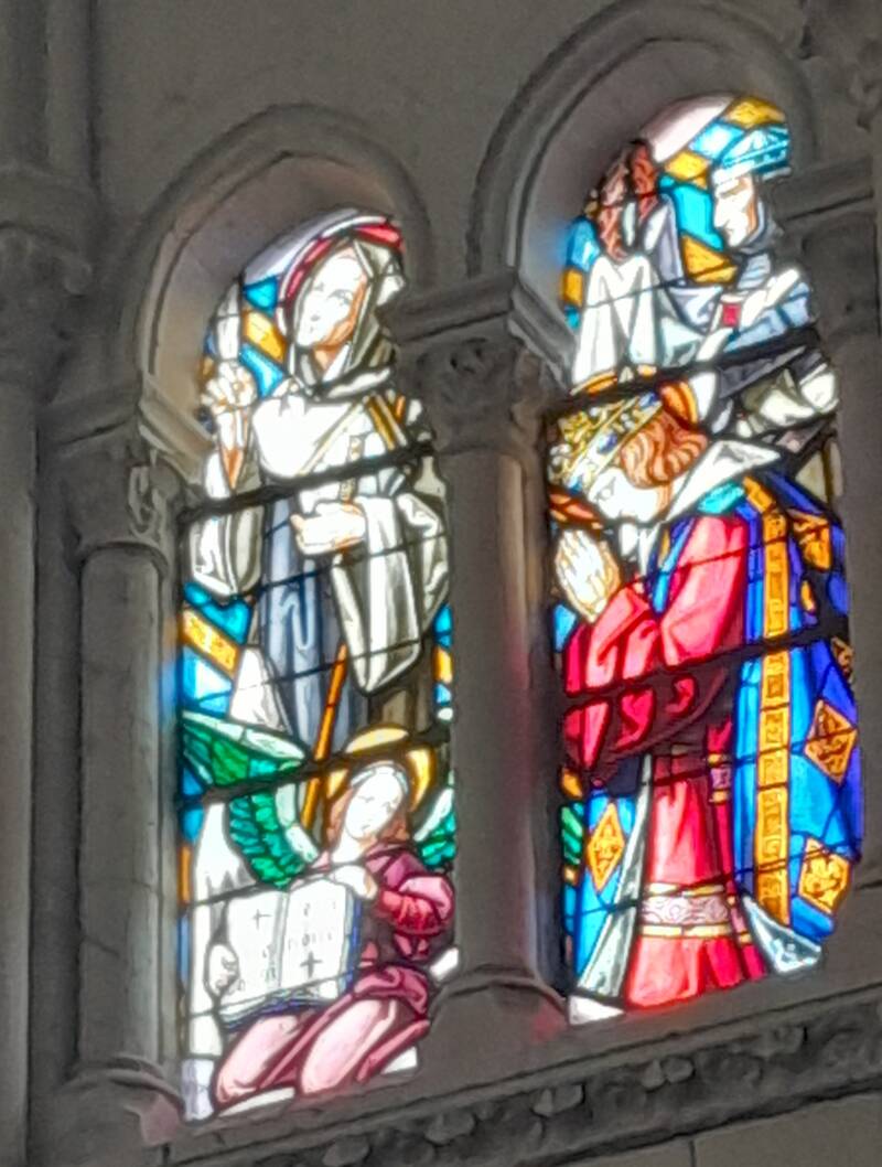 Dieu parle à mon coeur - Le Sanctuaire Notre Dame du Bout du Pont, refuge de la Mère et l'enfant - Pau - vitrail du choeur