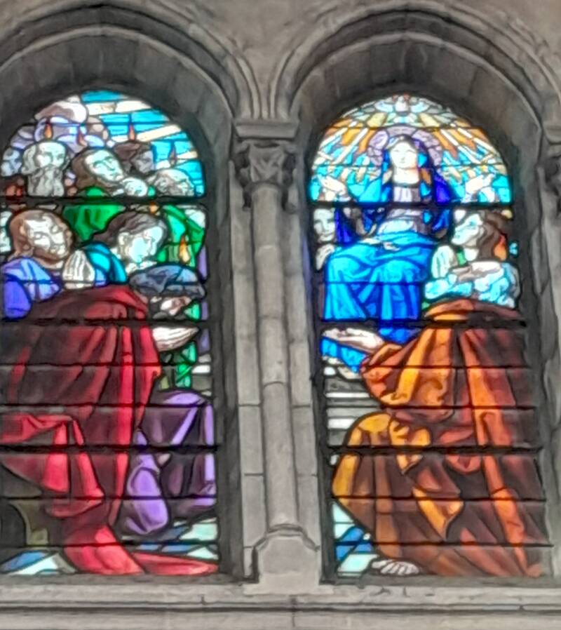 Dieu parle à mon coeur - Le Sanctuaire Notre Dame du Bout du Pont, refuge de la Mère et l'enfant - Pau - vitrail de l'Assomption