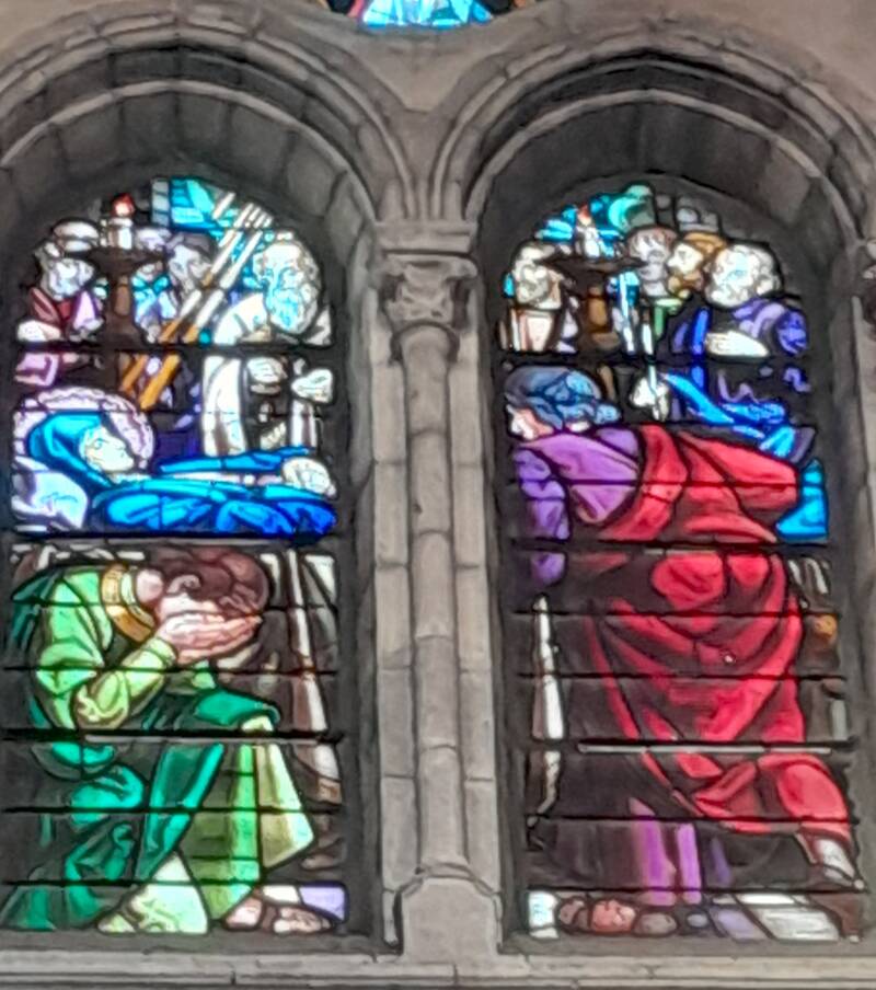 Dieu parle à mon coeur - Le Sanctuaire Notre Dame du Bout du Pont, refuge de la Mère et l'enfant - Pau - vitrail de la dormition de la Vierge Marie