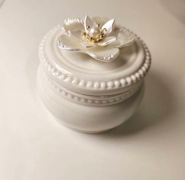 Pretty Porcelain Pearl & Gold Flloral Trinket Box