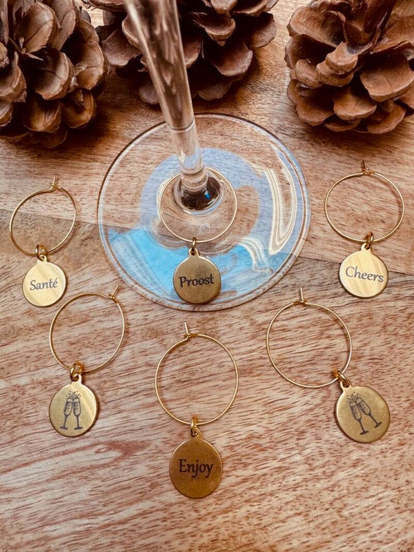 Gepersonaliseerde Wijnglas hangers - Cheers - Goudkleurig