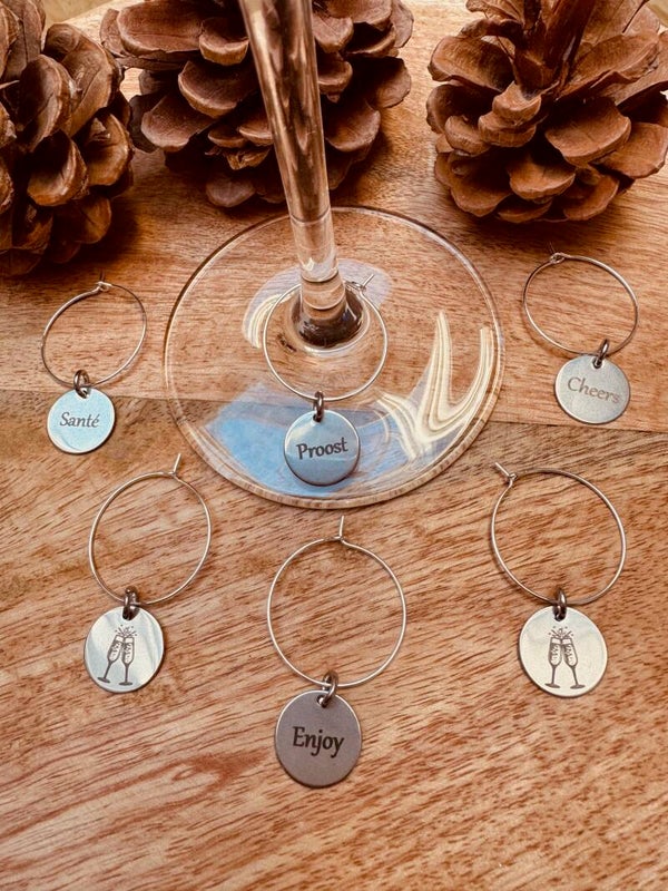 Gepersonaliseerde Wijnglas hangers - Cheers - Zilverkleurig