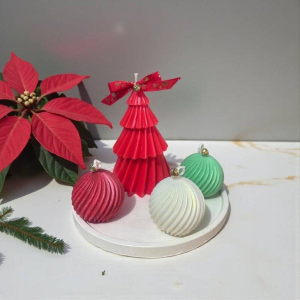 Juego de Velas Navideñas Pino y Esferas