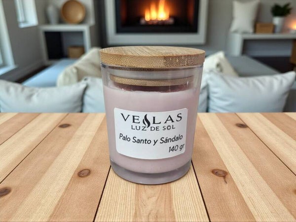 Vela de Envase Aroma Palo Santo y Sándalo 140gr