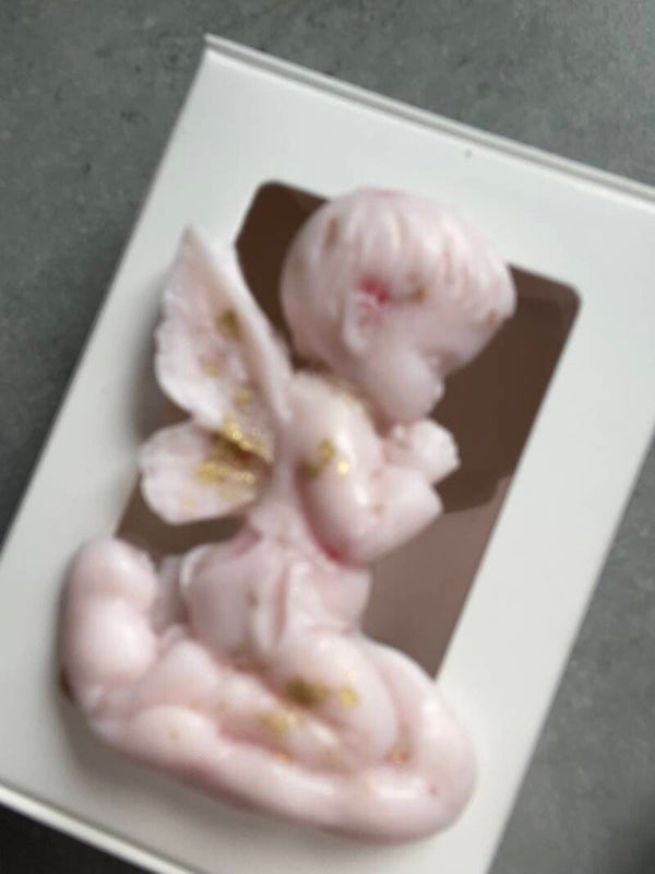 Angel wax melt