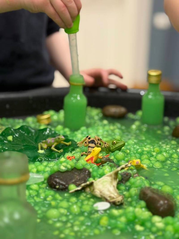 Spring Term , Athlone – Fridays – Messy Makers (Mixed-Age Learning (1–3 Years) –3 yrs) – 10:30–11:30 – St.Kieran's Community Hall