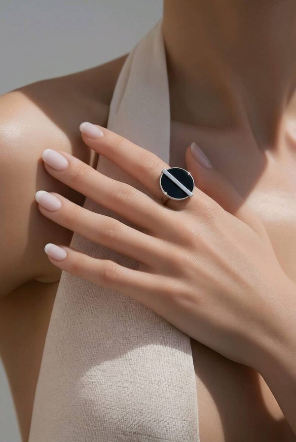 Anillo Negro y Plata Ovalo