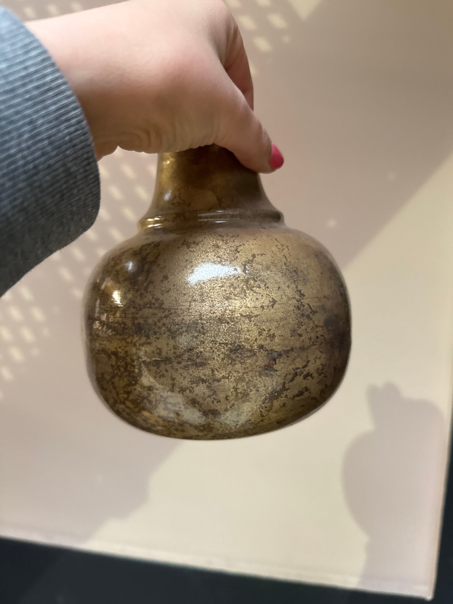 Vaasje Goud Met Deukje