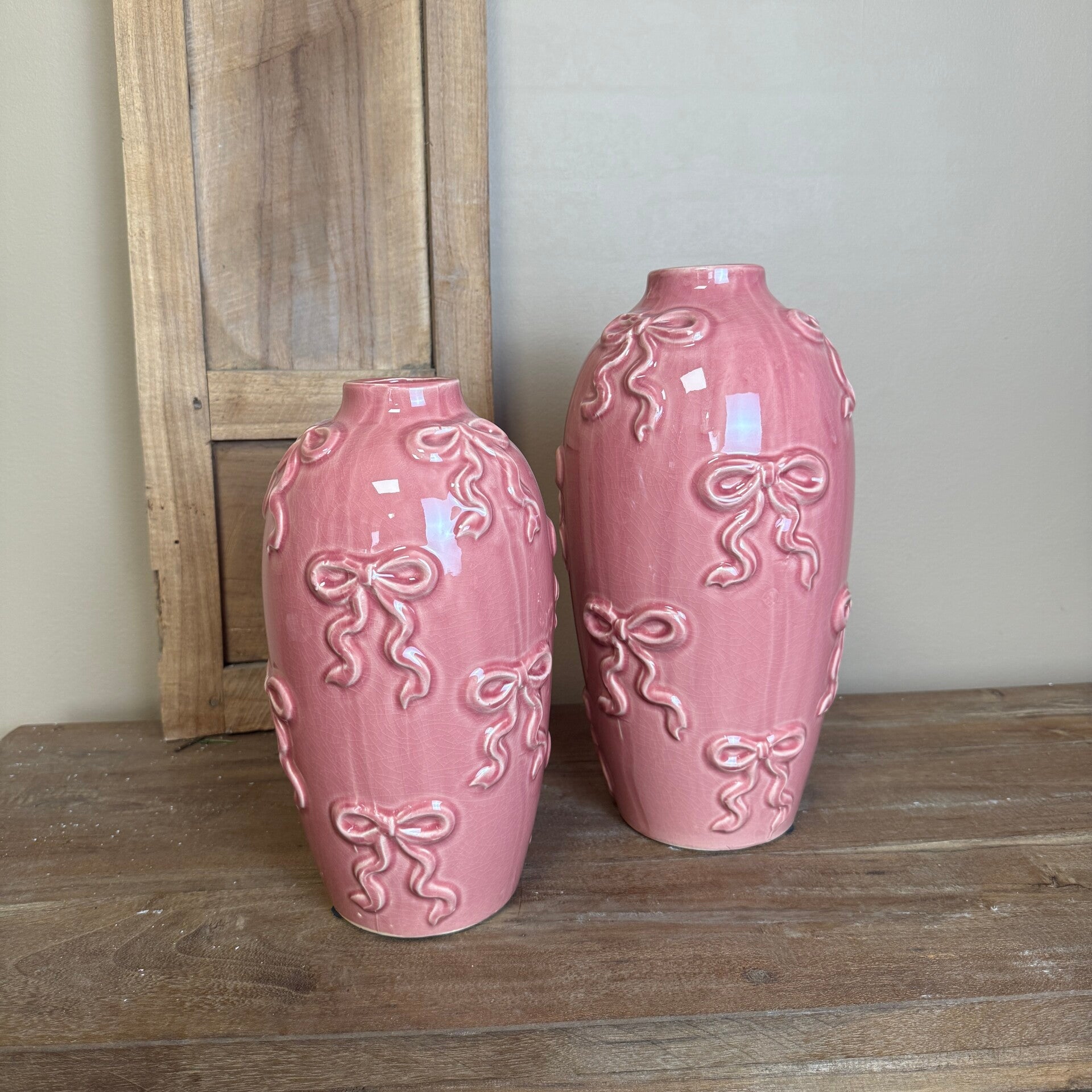 Aardewerk Vaas Roze ‘Strikjes’ | In 2 Maten