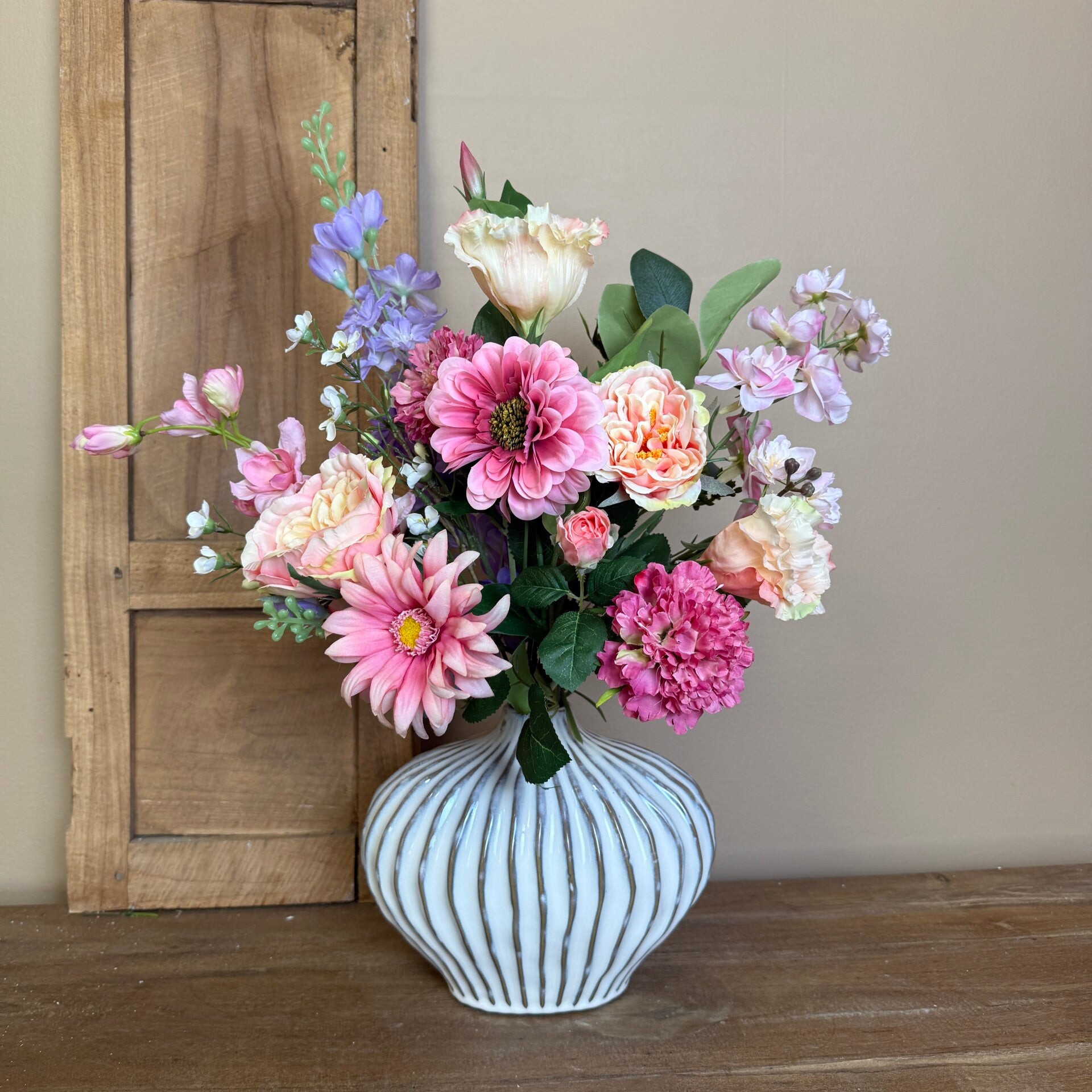 Kunstbloemen Boeket ‘Pastel’ | Inclusief Vaas