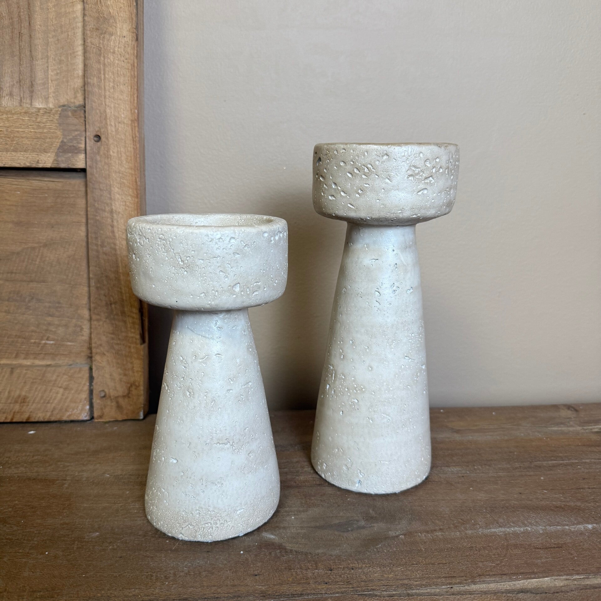 Aardewerk Kandelaar Beige | In 2 maten