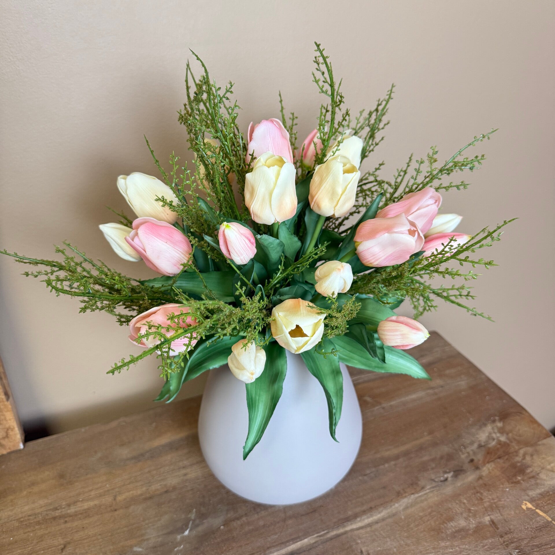Kunst Tulpen Boeket Beige Pink | Met of zonder vaas