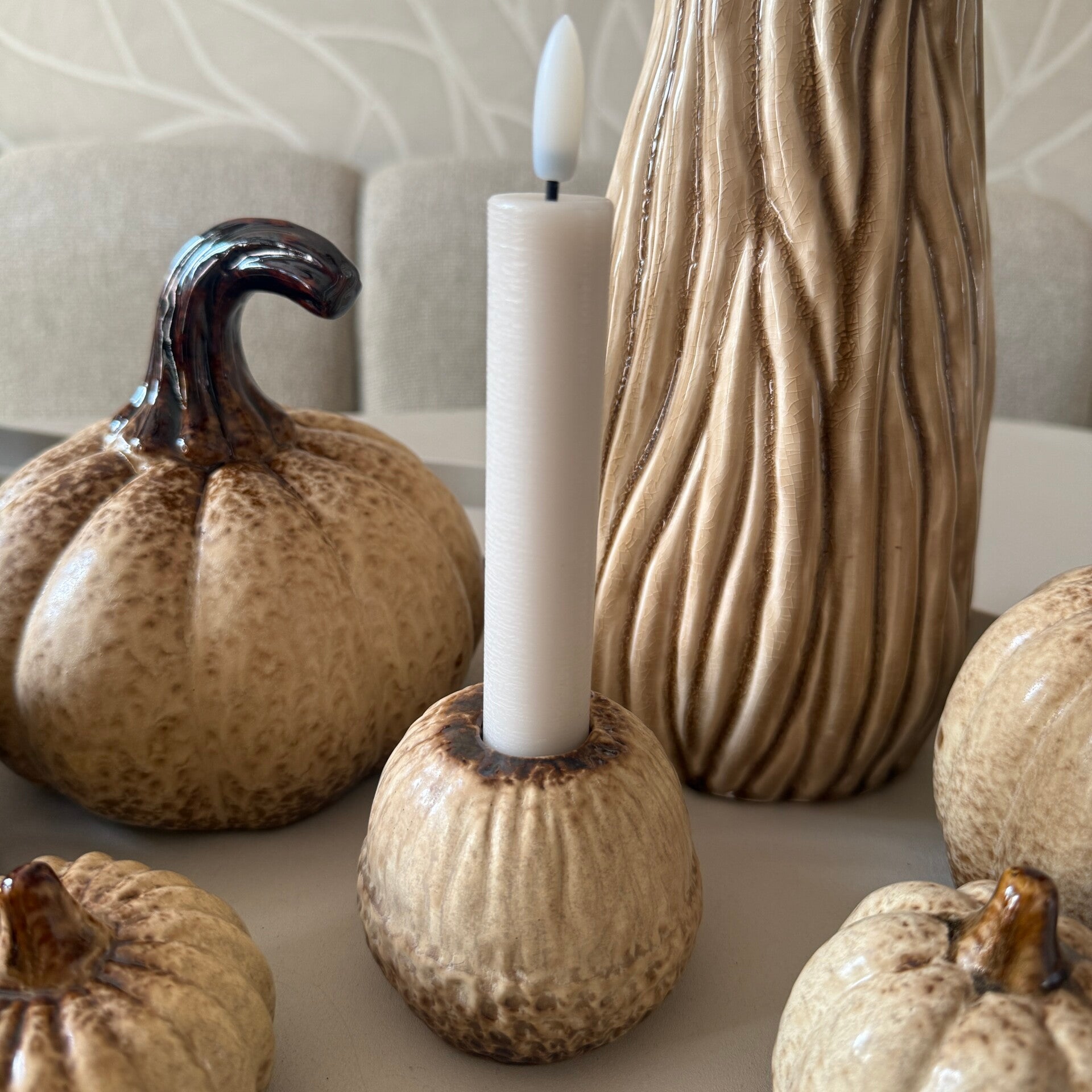 Aardewerk Kaarsenstandaard 'Cone' Beige | 7,5x7,5x6,5cm