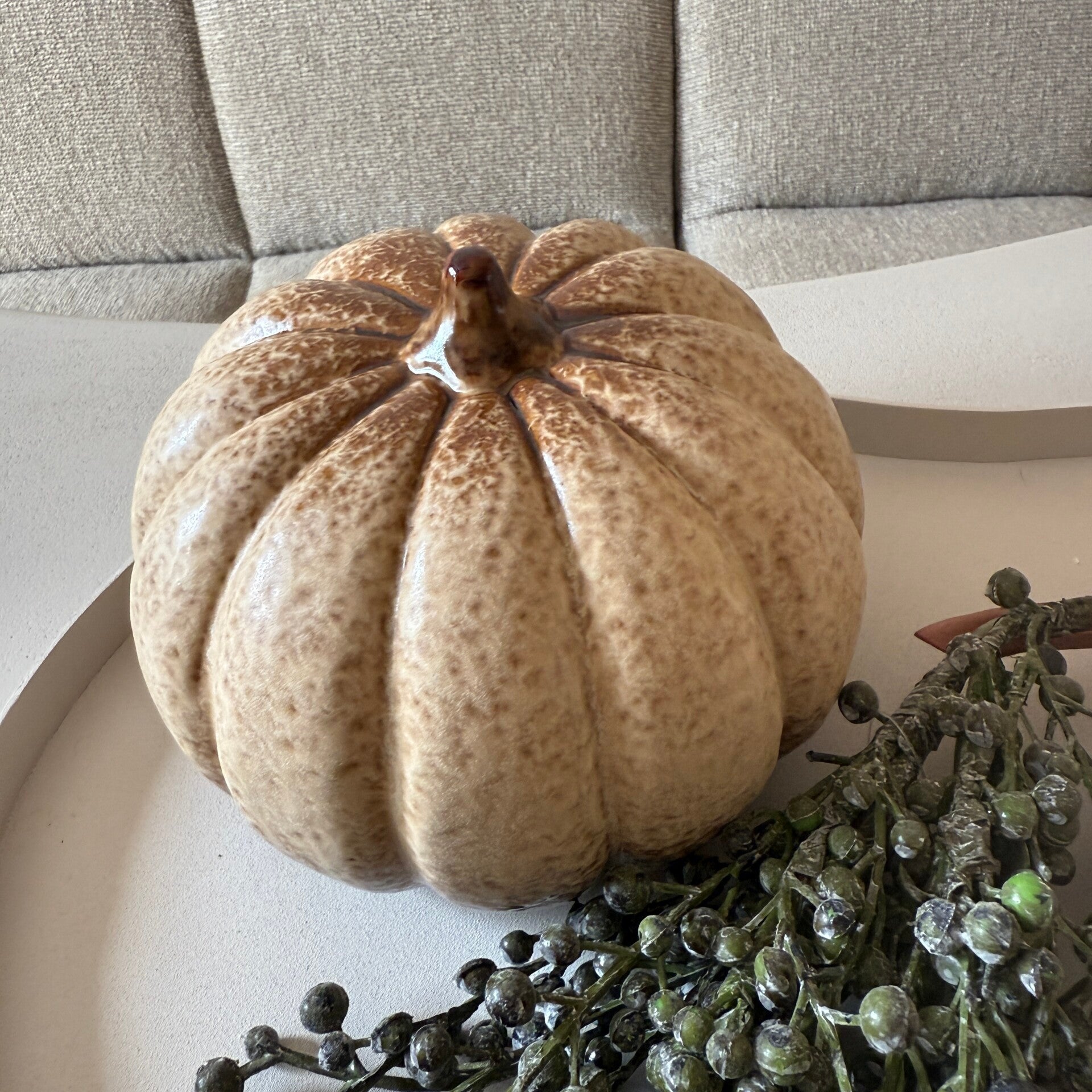 Aardewerk Pompoen Beige 'Globe' | 17x17x12,5cm