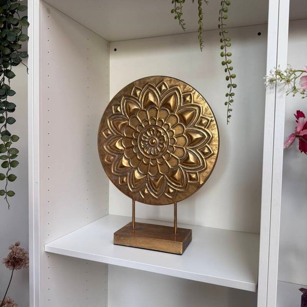 Ornament Op Voet Goud