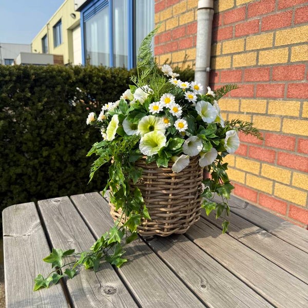 Tafelstuk Green White UV Kunstbloemen