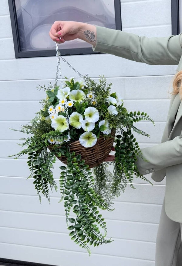 Hanging Basket ‘Green White’ | UV Kunstbloemen