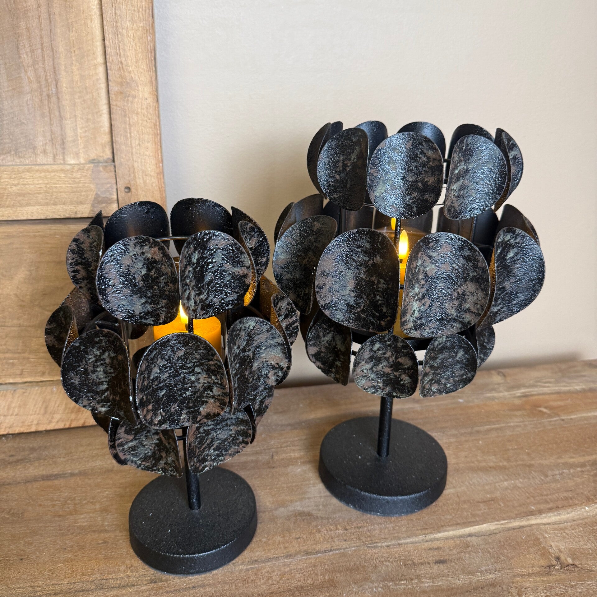 Windlicht Op Voet | Antique Black | In 2 maten