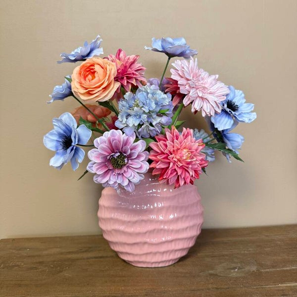 Roze Ovale Vaas Met Zijden Bloemen Boeket