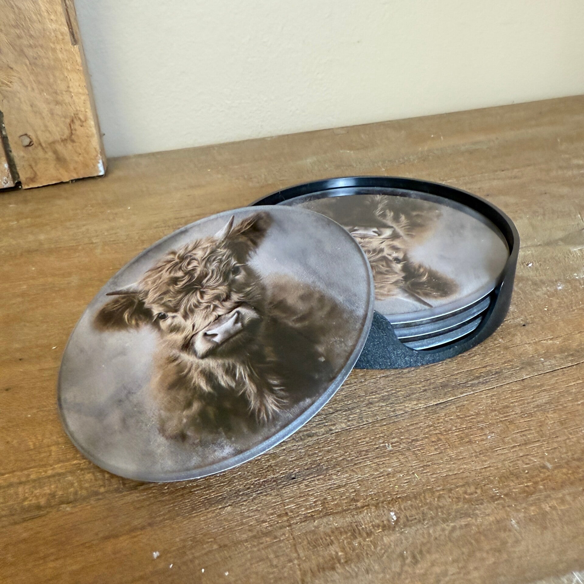 Set 4 Onderzetters Met Houder | Schotse Hooglander