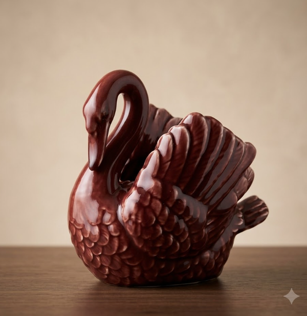 Aardewerk Vaas Zwaan | Burgundy | 20,5x15x20,3cm