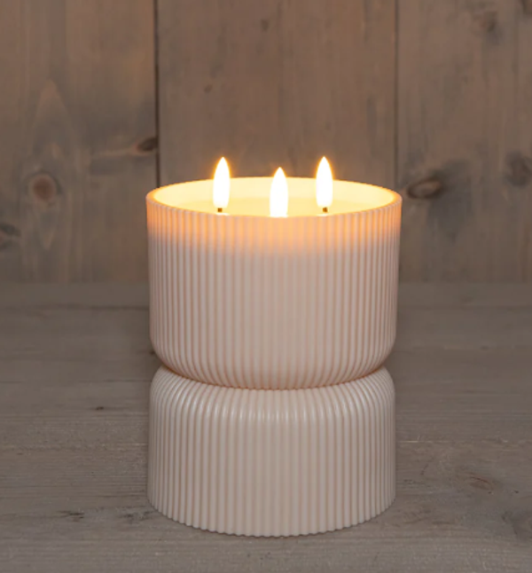 Buiten Kaars 3D Vlam Beige | 3 Vlammen | 13X13X17,5CM