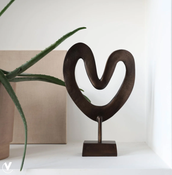 Ornament 'Casa Nova' Bronze | Vase The World | L26 x B7 x H37 cm