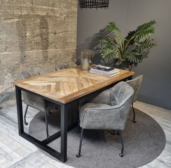Eettafel Jaxx | Visgraat Hout | 160x90 cm